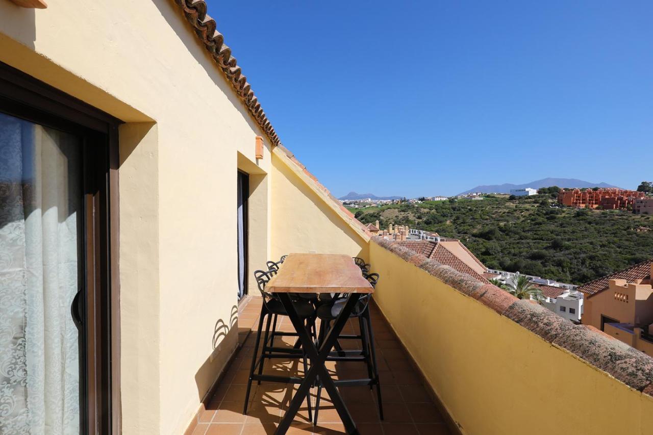 Duquesa Village Apartment - 2 Bed/2 Bath Apartment With Panoramic Sea Views Manilva Exterior photo