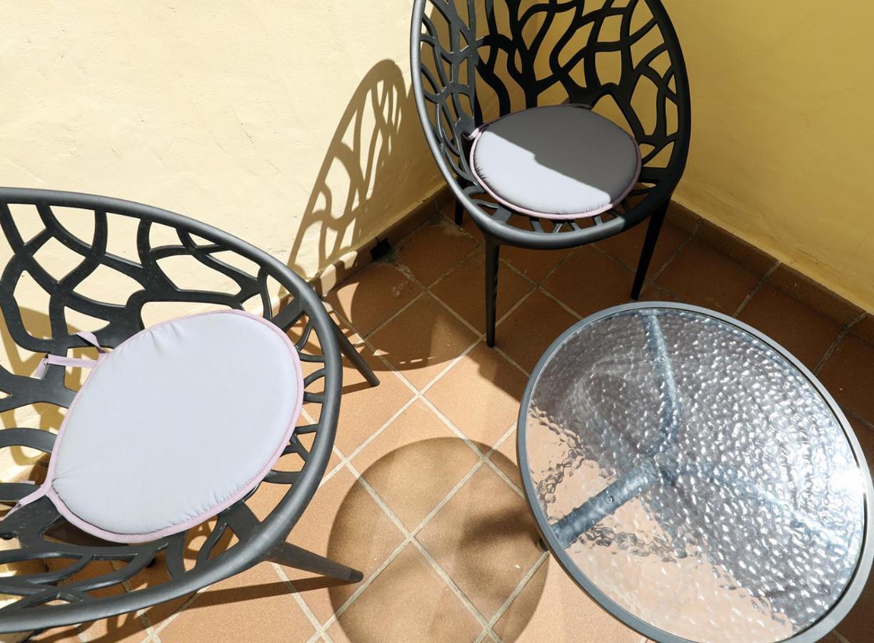 Duquesa Village Apartment - 2 Bed/2 Bath Apartment With Panoramic Sea Views Manilva Exterior photo