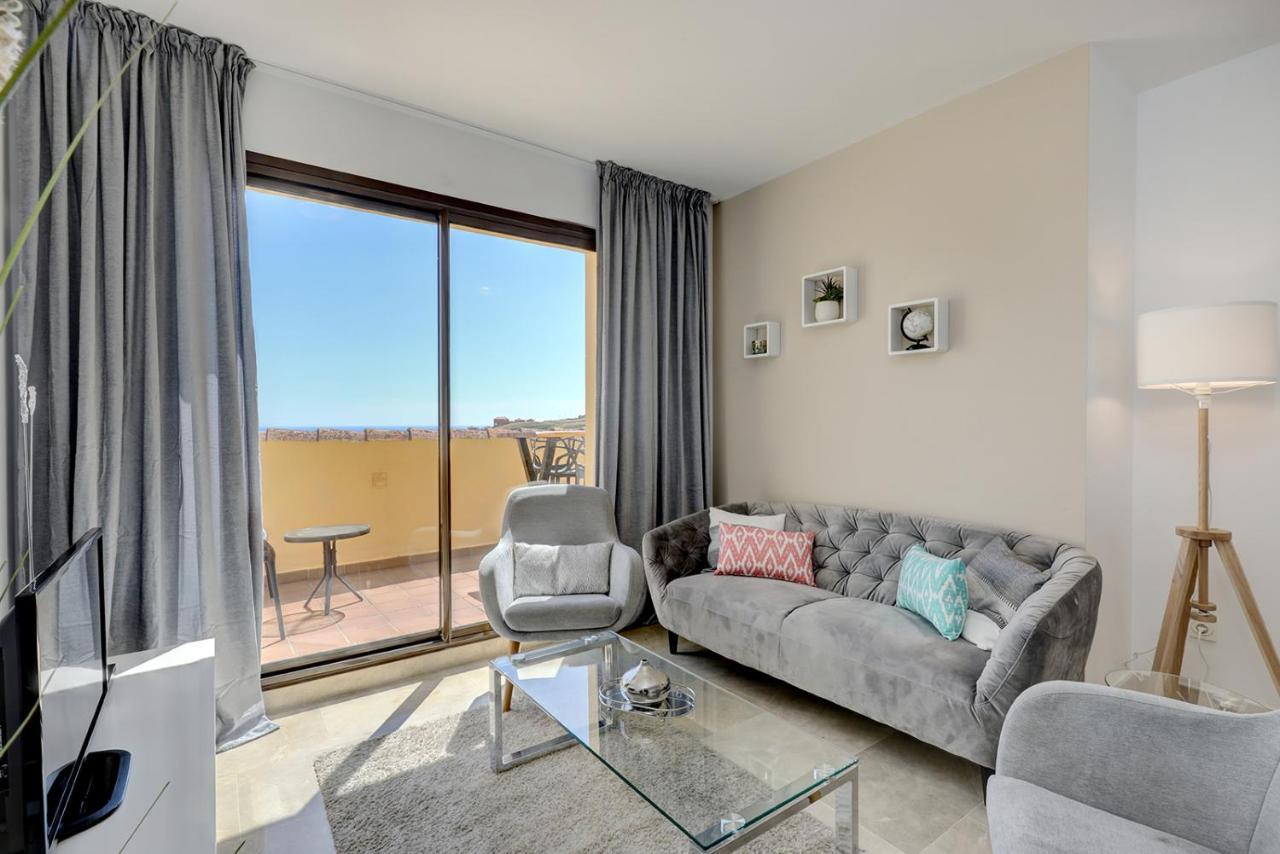 Duquesa Village Apartment - 2 Bed/2 Bath Apartment With Panoramic Sea Views Manilva Exterior photo