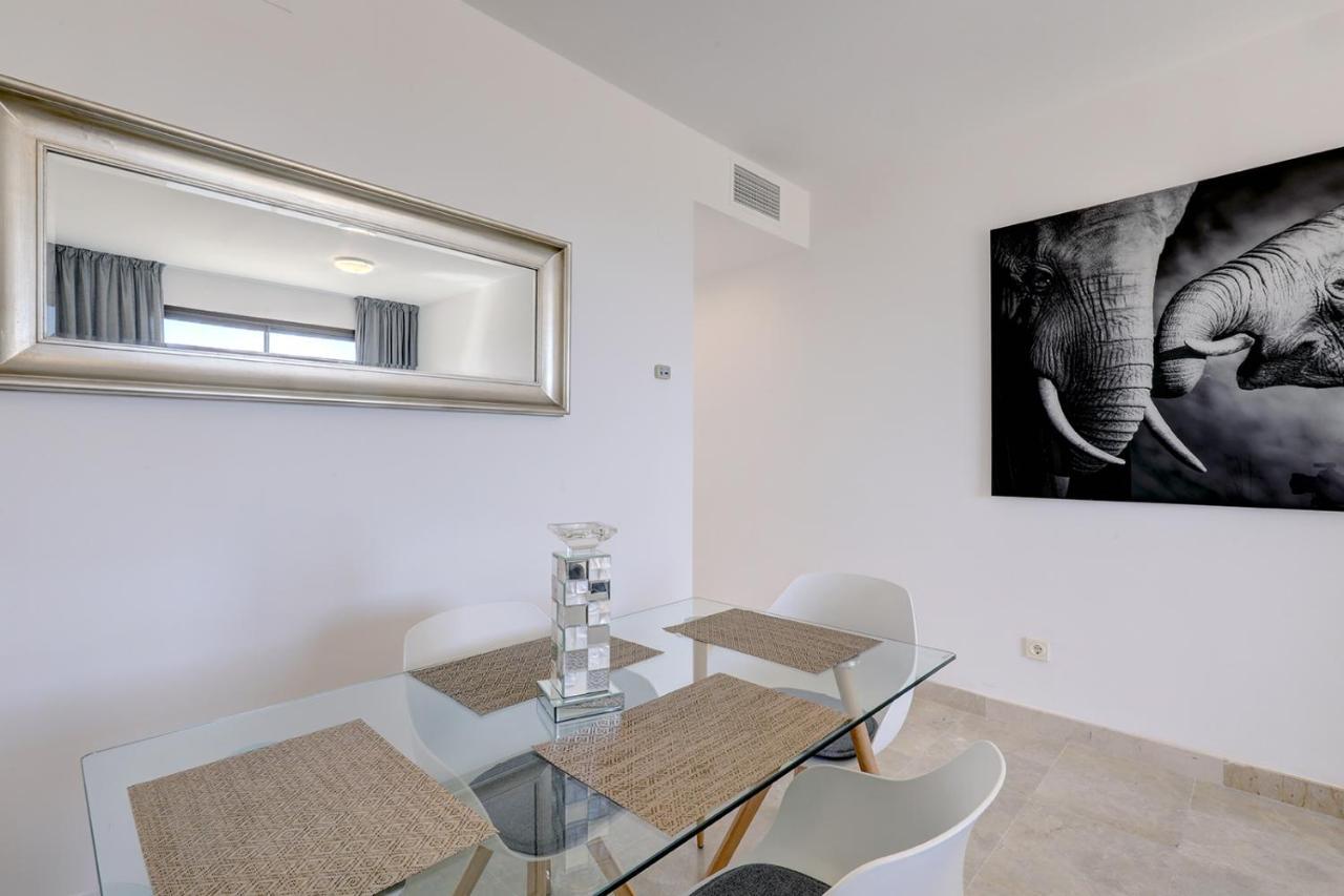 Duquesa Village Apartment - 2 Bed/2 Bath Apartment With Panoramic Sea Views Manilva Exterior photo
